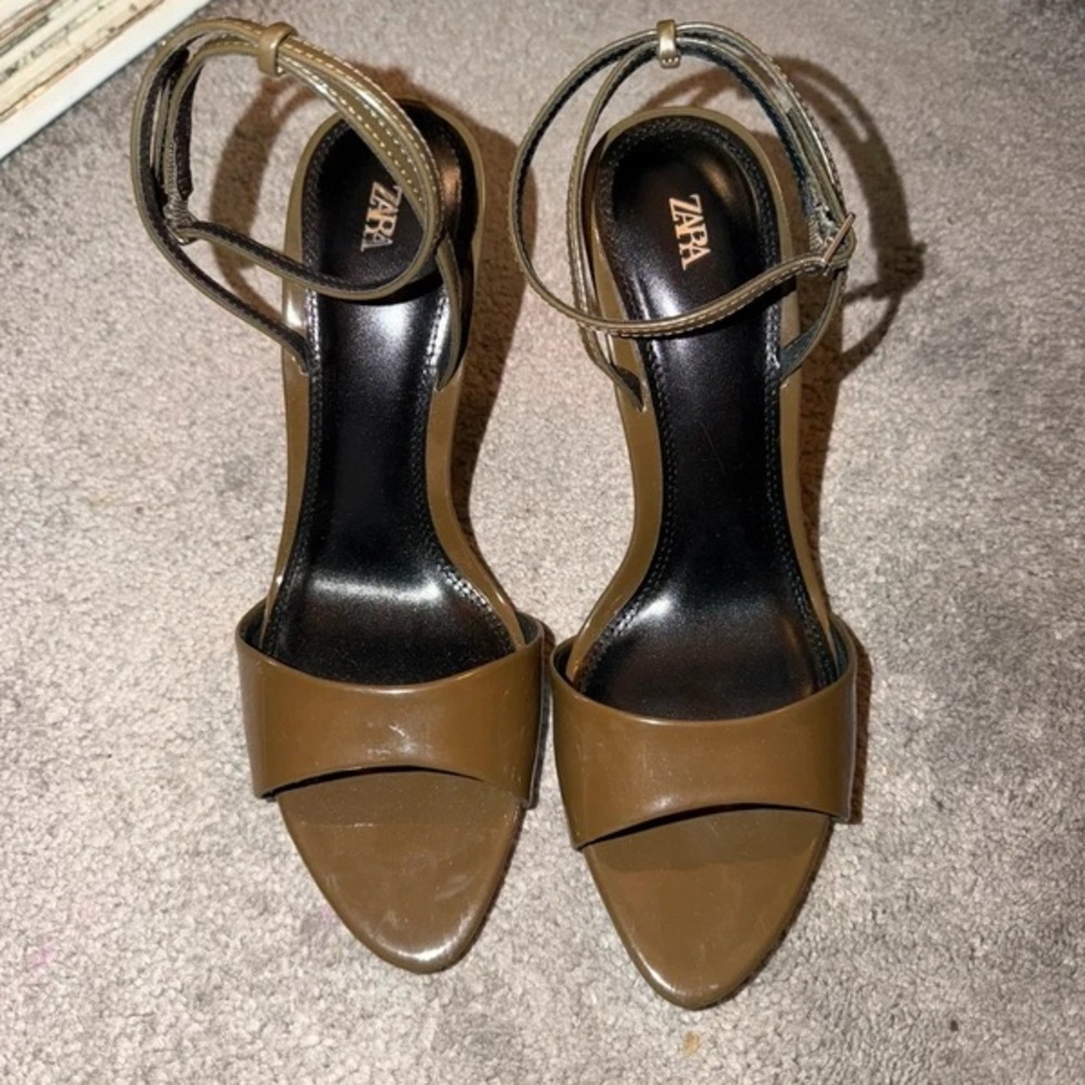 Zara Women's Olive Ankle Strap Heels